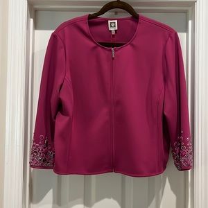 Anne Klein fuchsia zippered jacket 3/4 sleeves with jewels. New.